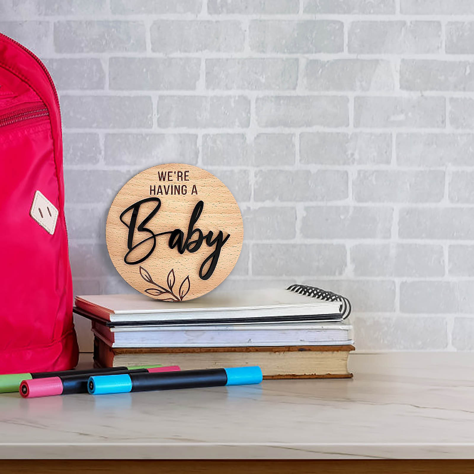 New wooden cross-border baby birth sign, doorplate, decorative pendant, newborn wooden round plate souvenir Specification image