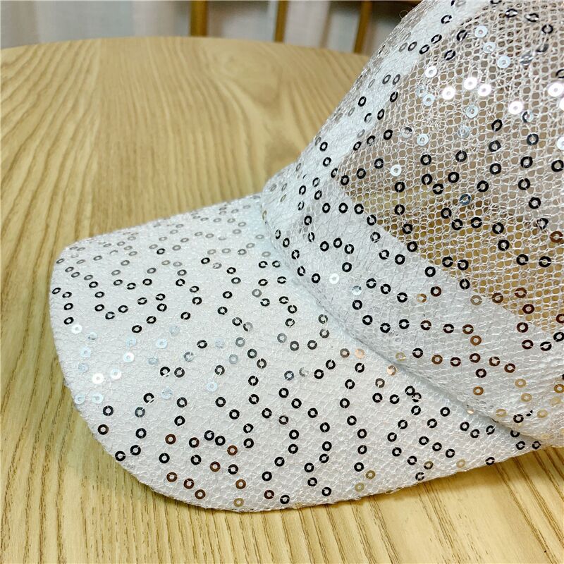 New spring baseball cap for both men and women, Korean-style casual student embroidered English hip-hop personality baseball cap clown Application Scenario