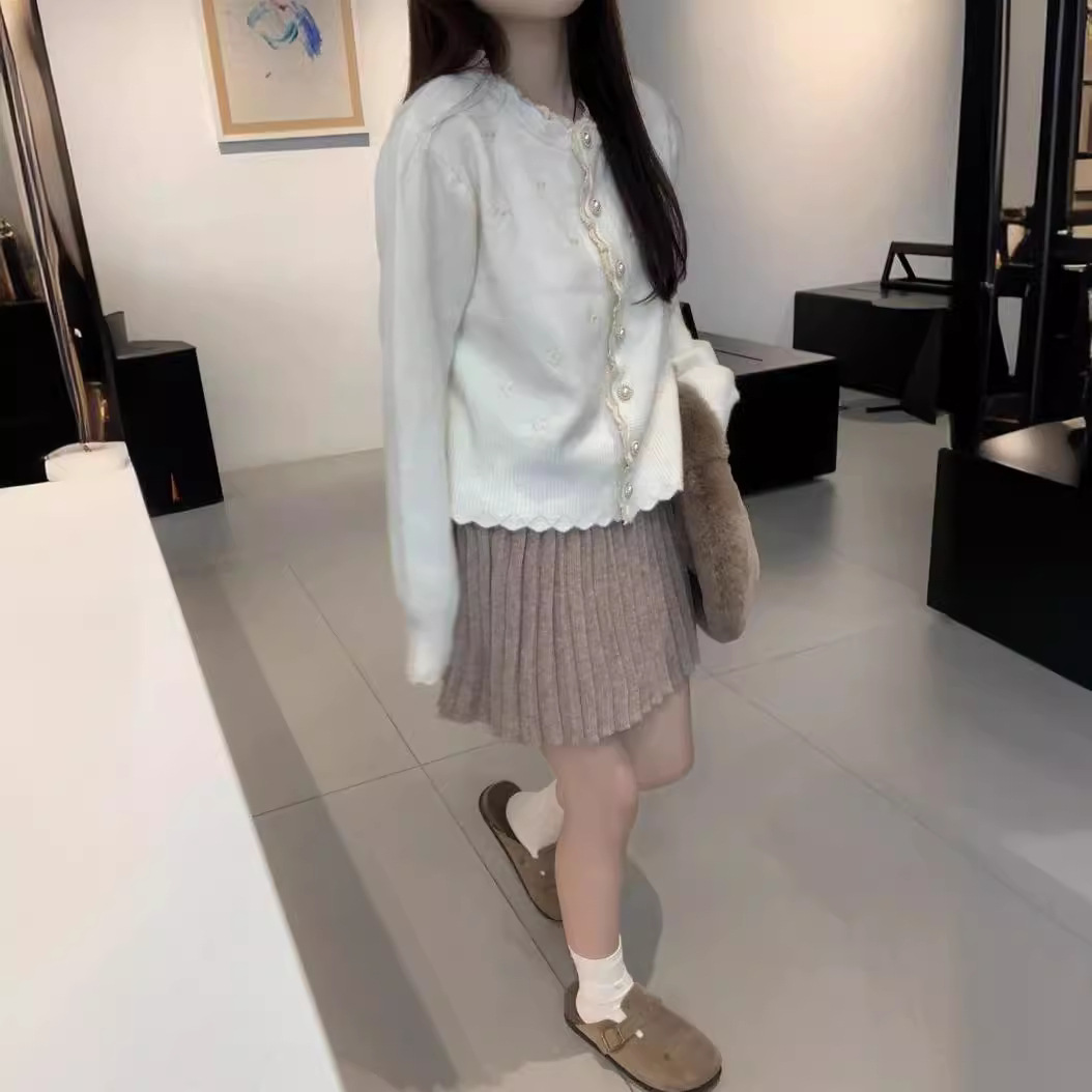 Korean sweet embroidered lace hem sweater jacket for women's spring 2024 new style loose short long-sleeved knitted cardigan Specification image