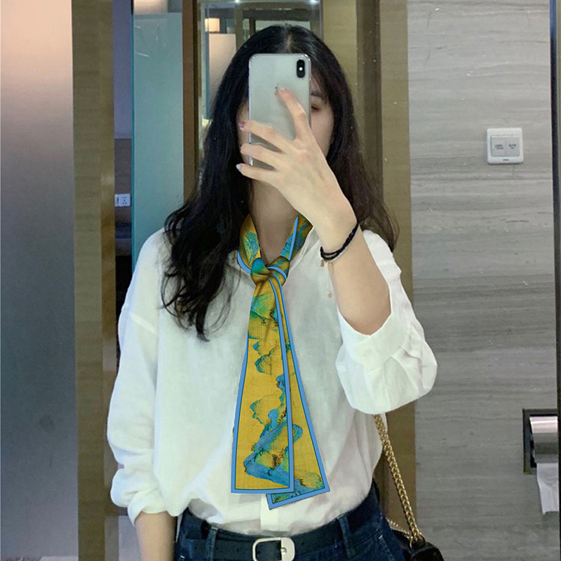 Wholesale of high-quality hair ties with retro Dunhuang art patterns, double-sided flat-angle scarves, oil painting long scarves, silk scarves and neckerchiefs for women Application Scenario