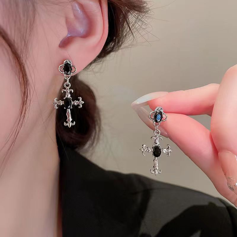 Dark serie ~ luz de lujo cruz estrella de montaña pendientes para mujeres de alta clase sentido nicho ins temperamento moda sentido de la oreja colgante orejas