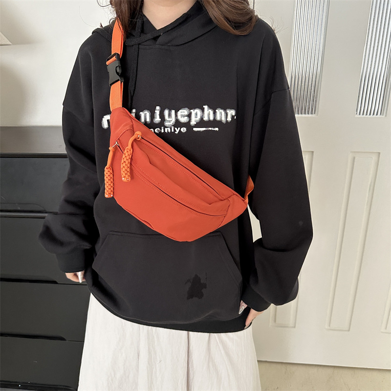 Crossbody bag, women's casual bag, Spring 2025 new style canvas bag, niche and versatile ins waist bag, trendy sporty chest bag Specification image