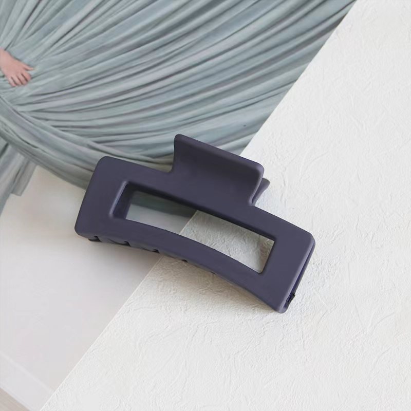 发卡/发夹/儿童发卡/女生发卡/小抓夹白底实物图