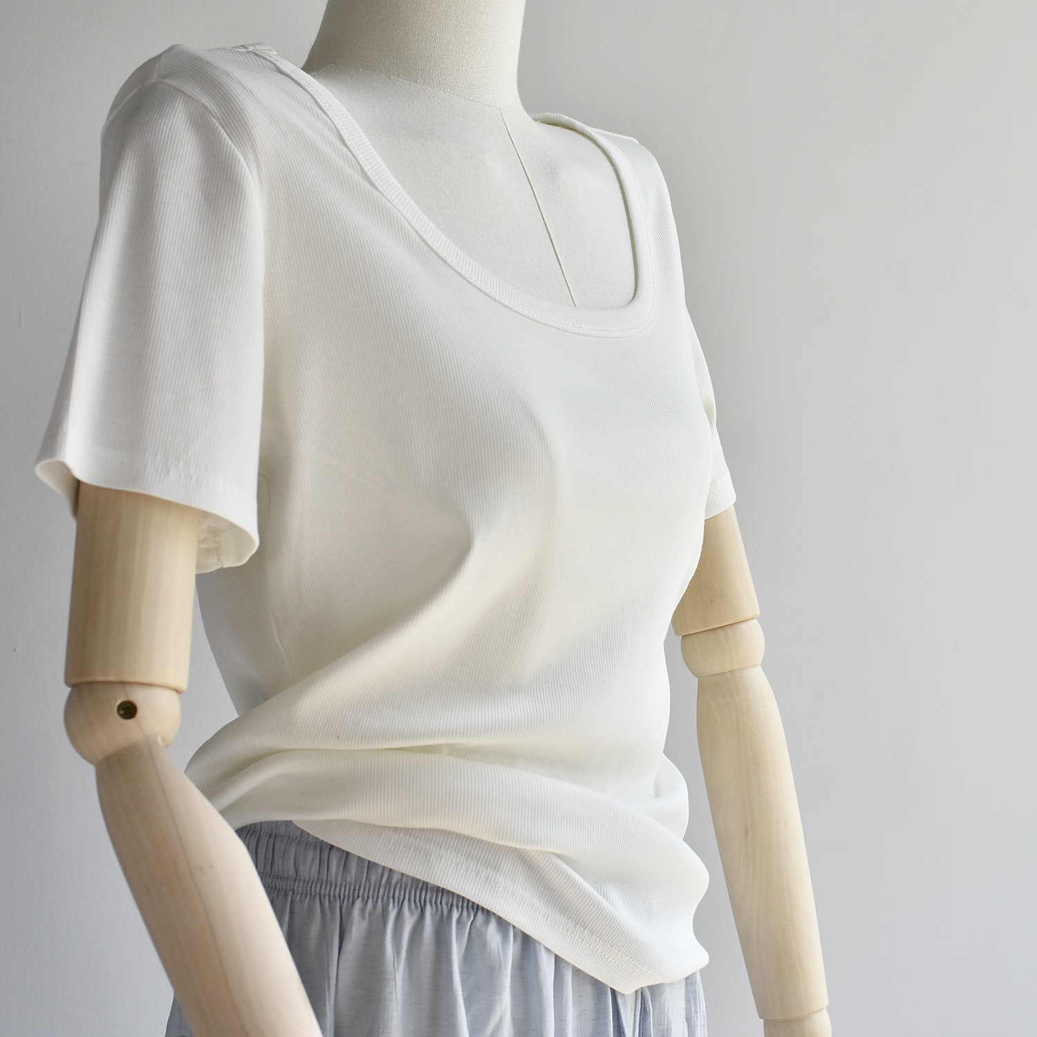 【u 领棉T恤】夏新款女装棉优可丝混纺精品质感大码U 领显瘦T恤女图