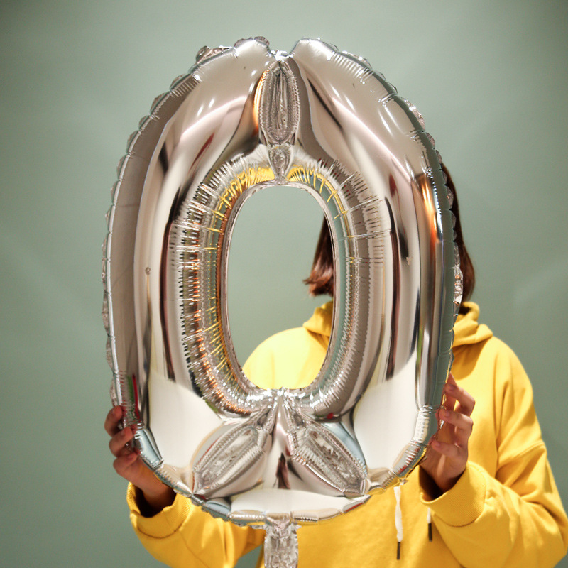 32-inch large digital balloons, aluminum film balloons, aluminum foil balloons, party decoration, silver creative balloons wholesale Application Scenario