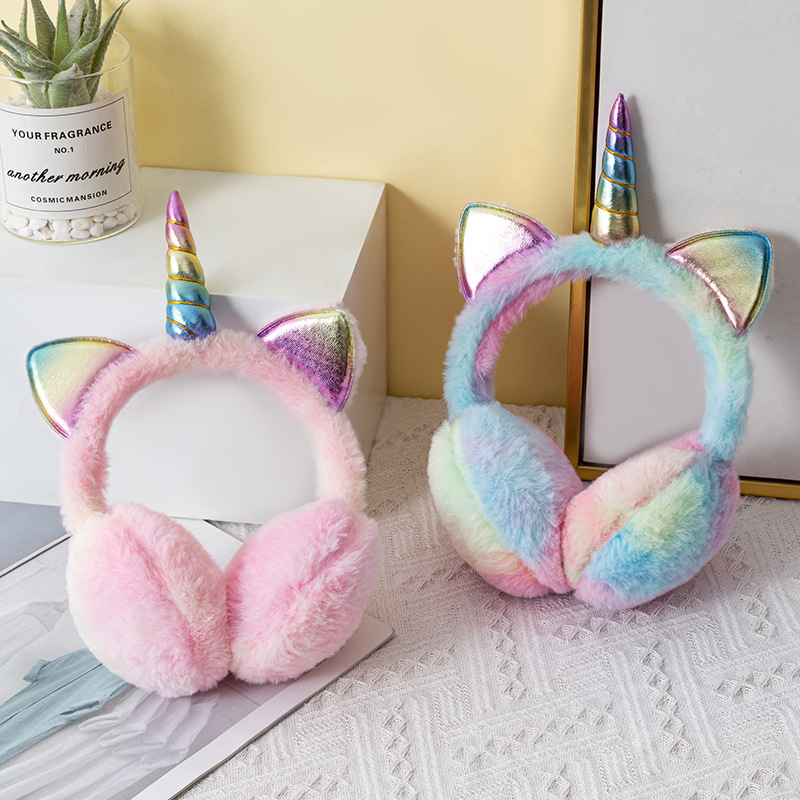 Retractable ear bags