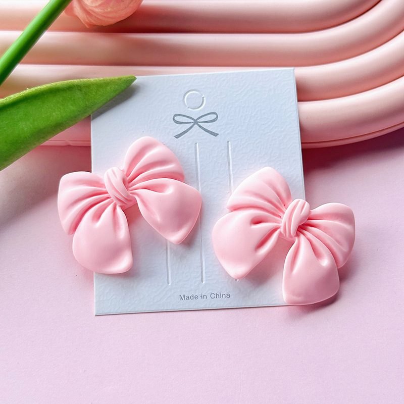 Cartoon simulation bow tie diy resin accessories, phone cases, cream glue DIY hair clips, wholesale of handcrafted materials pic 32