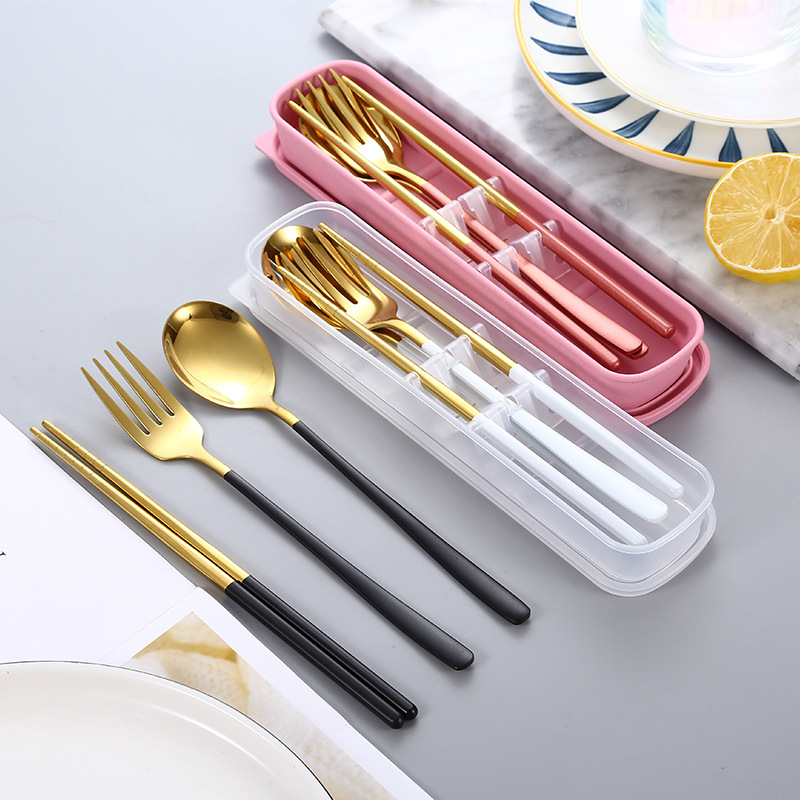 304 stainless steel portable tableware, Korean-style spoon and chopsticks set, student outdoor spoon, fork and chopsticks set, customizable logo Application Scenario