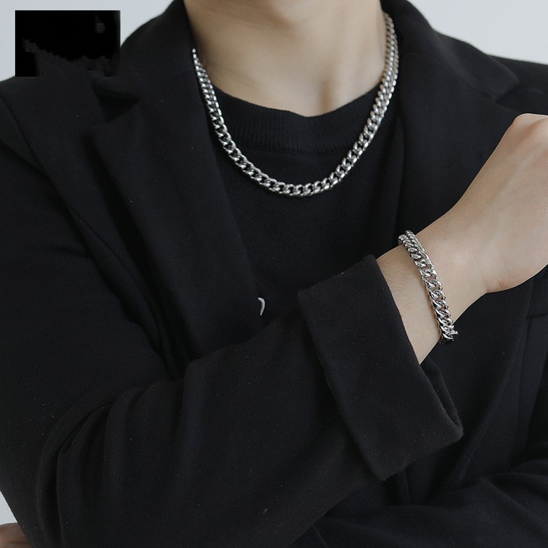 Titanium steel bracelet for men, Cuban light luxury jewelry, Instagram niche design for women, couple style, student trendy brand bracelet details Picture