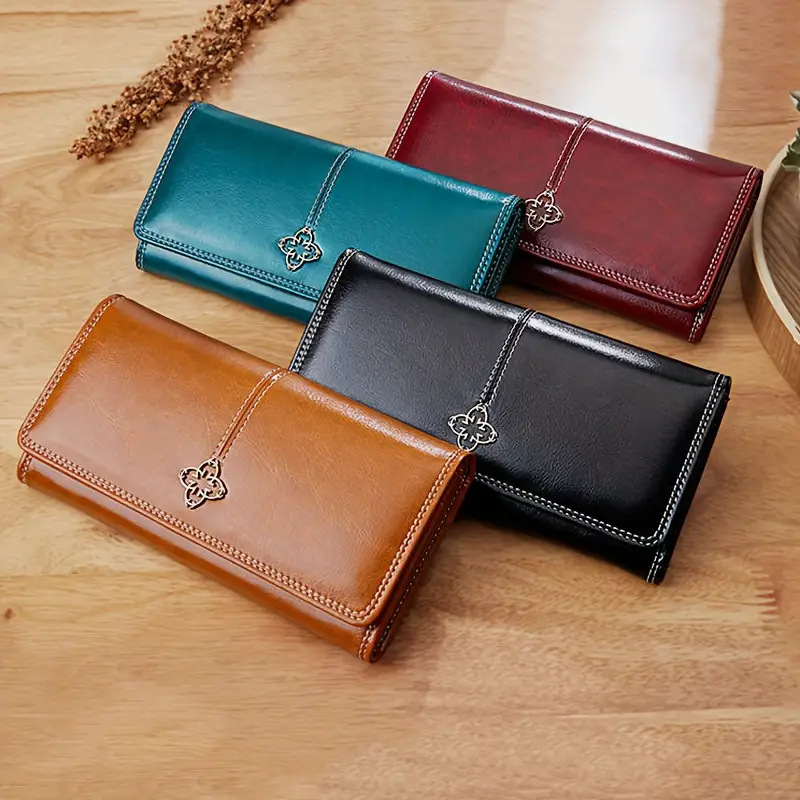 Women's long, retro zipper, large-capacity clutch, new mobile phone case, multi-functional card case, soft wallet Application Scenario