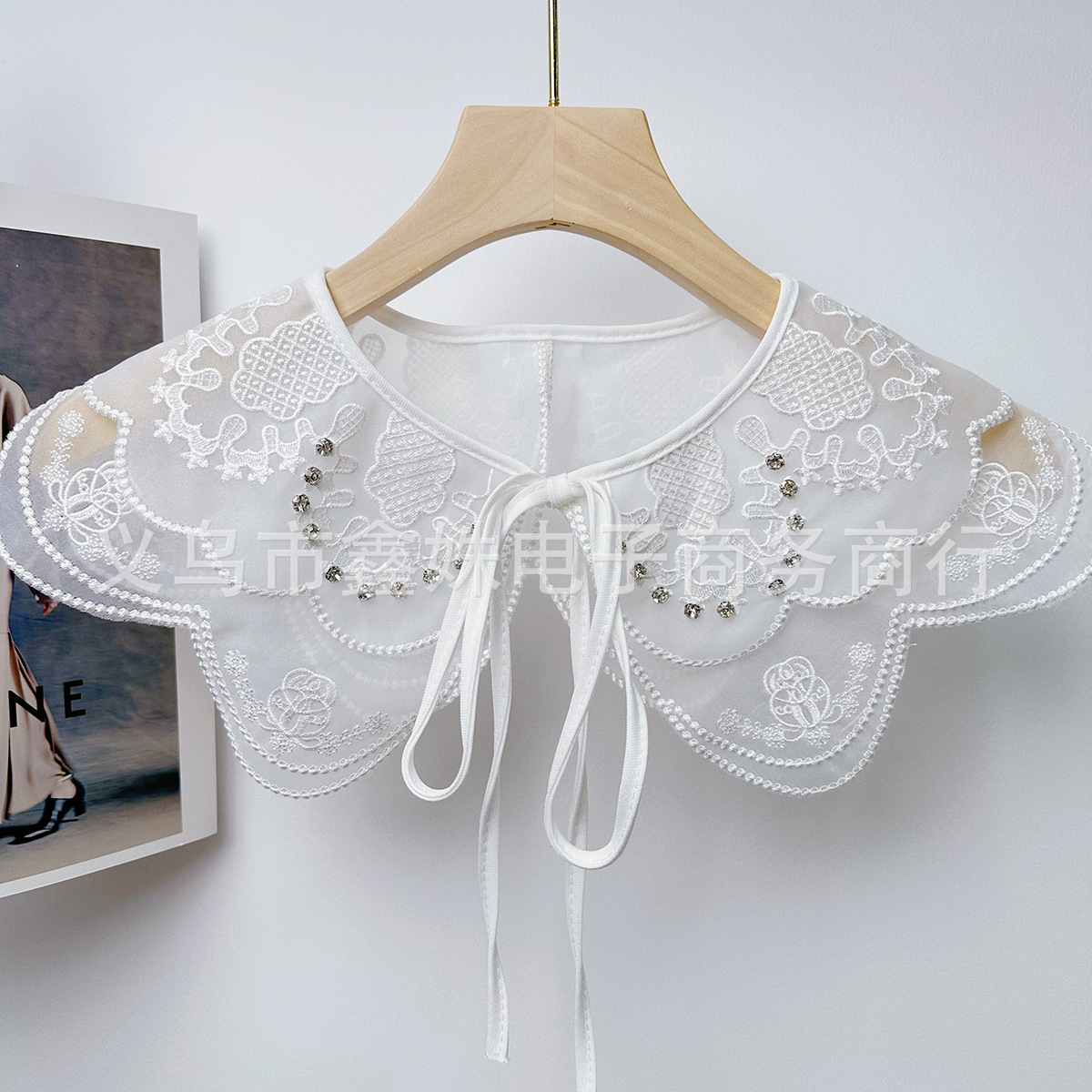 Embroidered and diamond-encrusted double-layered women's clothing collar accessories and decorative accessories