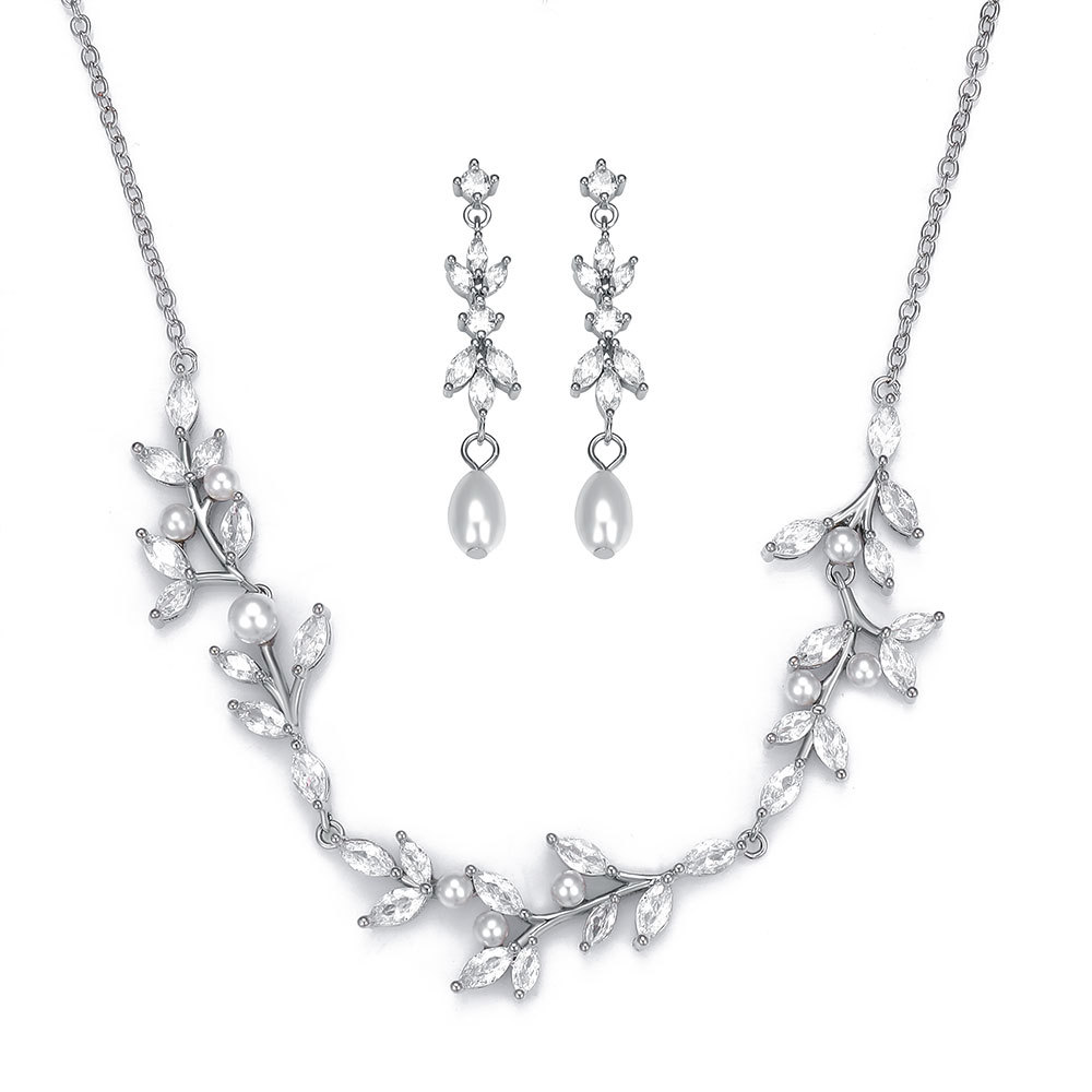 Cross border hot sale collar de perlas de moda vestido de boda zircon collar set con alto sentido de la joyería de noche al por mayor Item Picture