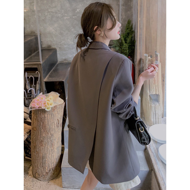 chic grey mini suit jacket for petite women, a new Spring 2022 collection with a high-end and design-oriented niche style