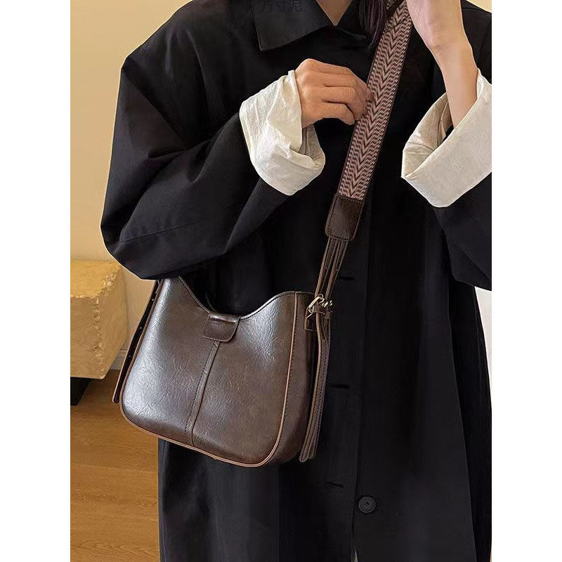 箱包/链条包女2021简约/Gloves/handbags/电脑包男士细节图