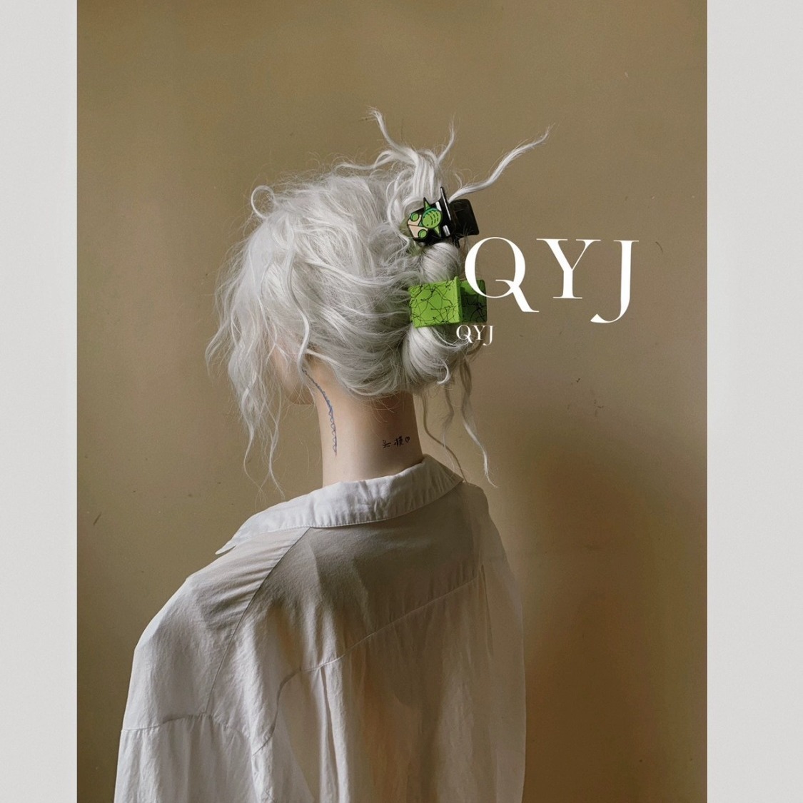 The 2023 new 6-tooth matte spinneret with a high spinneret ratio can catch old customers. Close your eyes and put it into the gripper to grab the hair and the back of the head Specification image