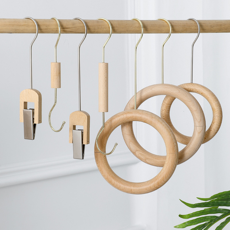 Scarf Circle Log S Hook Wooden Single Clip Clothing Store Hook Show Clothes Bag With Props Beech S Hook Application Scenario