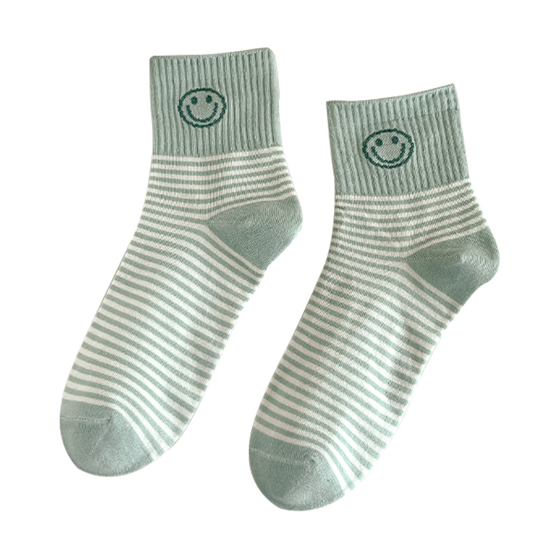 Sock stall, one-piece delivery for spring and autumn mid-calf socks, new Japanese-style cute smiling mother-daughter socks, versatile and sweet cotton socks for women, one-piece delivery Item Picture