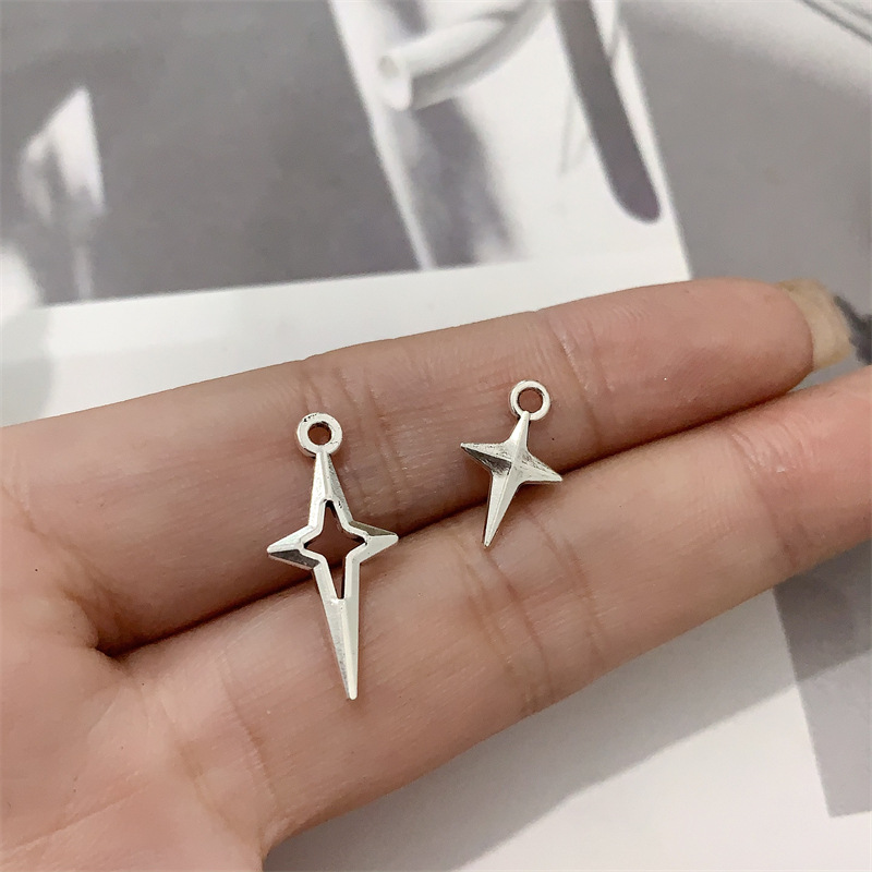 DIY zinc alloy jewelry accessories: Four-pointed Star, hollowed-out four-pointed star pendant, necklace, earrings, bracelet, beaded pendant Application Scenario