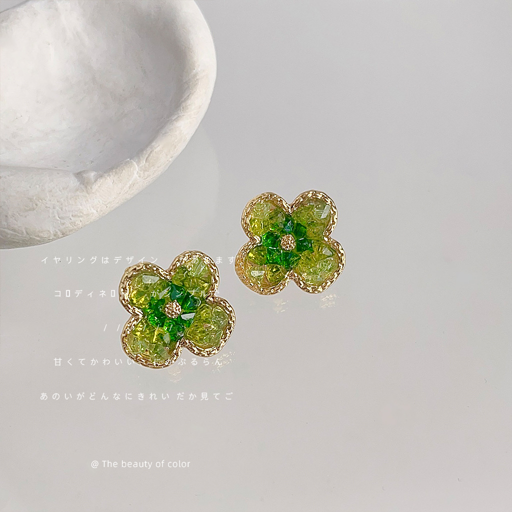 The summer collection is really eye-catching! Forest-themed sweet green 925 silver needle plated with 14K glass crystal stud earrings for women