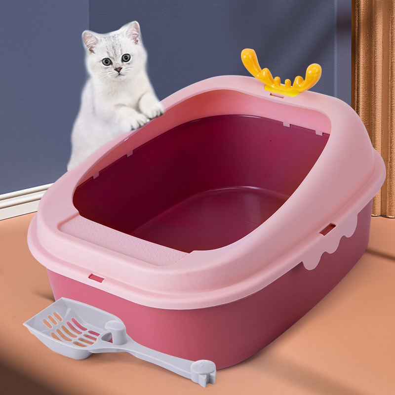 Whale large thickened semi-enclosed cat litter box, anti-splash cat toilet high fence detachable cat litter box wholesale Application Scenario