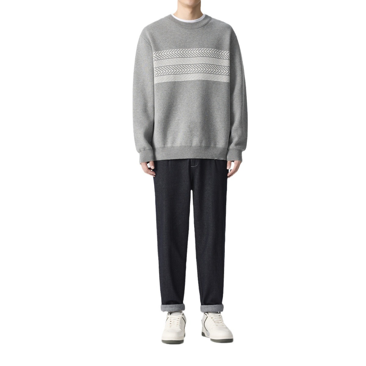 Momeck contrasting jacquard round-neck knitted sweater for men's Winter 2024 new style Far-infrared warming men's sweater 20457 Item Picture
