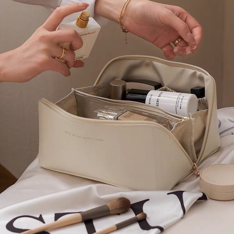 化妆包PU皮包女2022大容量INS便携化妆箱旅行洗漱包化妆品收纳包图
