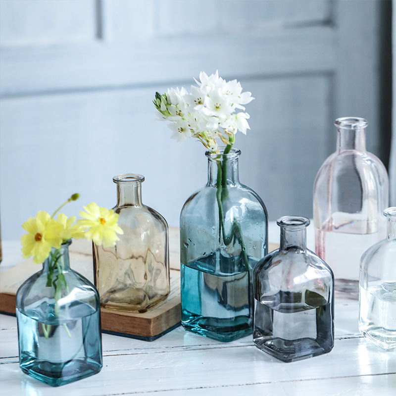 批发彩色玻璃花瓶 透明创意水培玻璃瓶台面家居工艺品摆件花器图