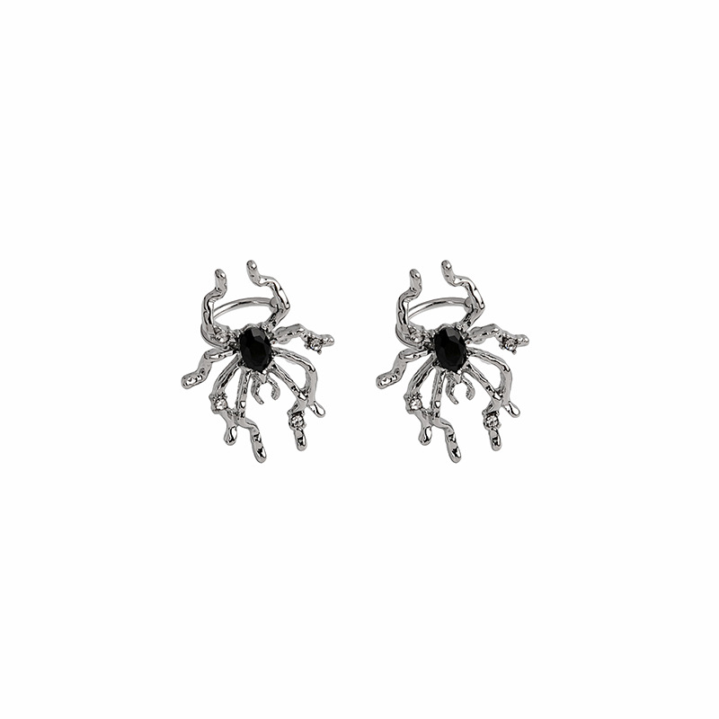 2022 AliExpress Personalized Spider Ear Clips, Dark and cool, diamond-encrusted animal Halloween ear bone clips earrings Item Picture
