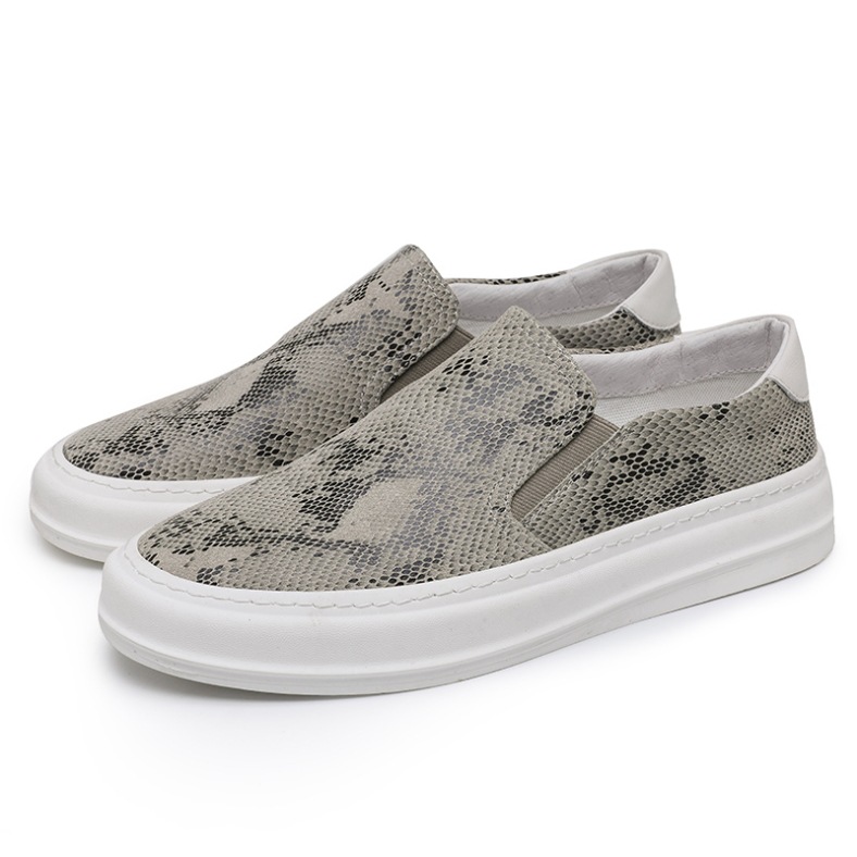 High-end white sneakers for men's shoes at the European station in the autumn of 2025, featuring top-grain cowhide, trendy, sporty and casual men's versatile sneakers Item Picture