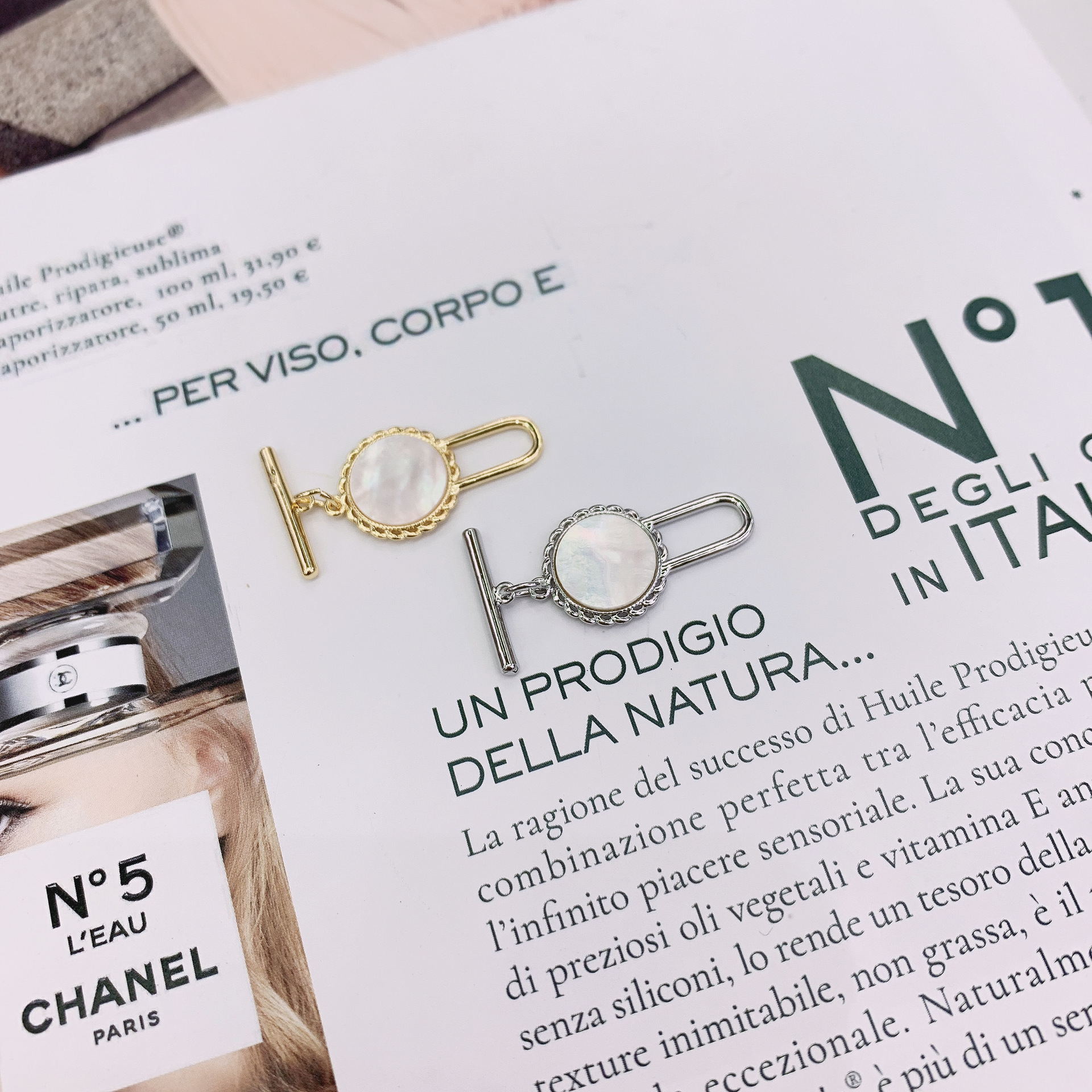 diy 14k gold-plated copper with real gold seawater shell ot clasp freshwater pearl jade amber bracelet necklace button Specification image