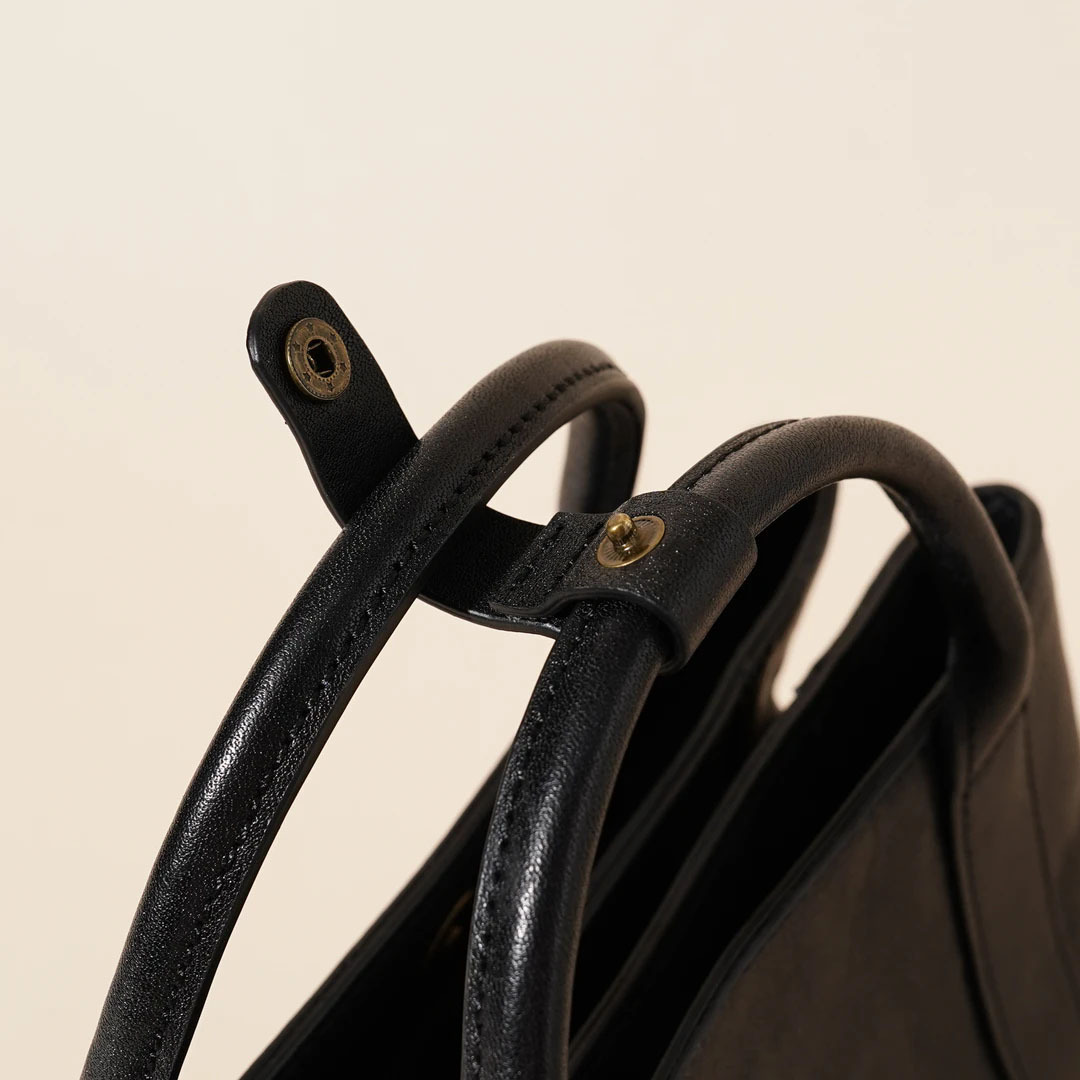 定制箱包皮具实物图