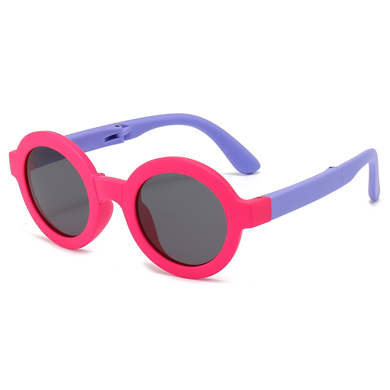 New Children's Mirror Sunglasses Foldable Children's Sunglasses Polarizer Student Sunglasses Sunshade Mirror 8-103 Application Scenario