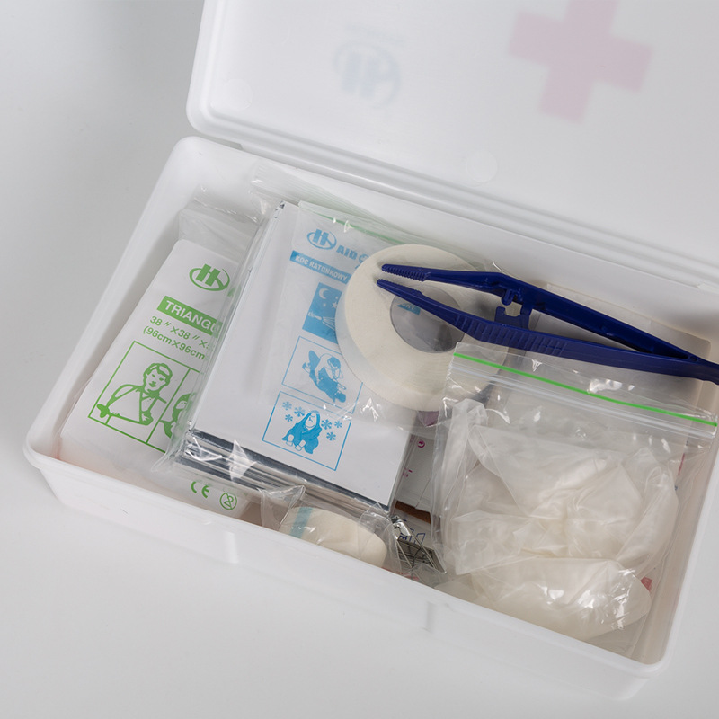Wsh-24 Milky White Care Box Emergency Rescue Emergency Treatment Wound Care Box Application Scenario