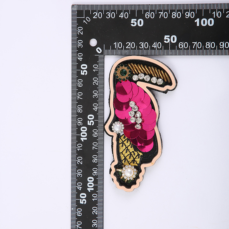 Handmade Beaded Cartoon Animal Diy Cloth Patch Brooch Plate Stage Performance Clothing Accessories Wholesale Specification drawing