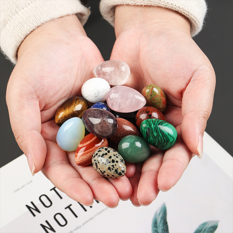 Cross-Border Sales Of Natural Crystal Jade Egg Raw Stone Office Decoration Accompany Play Auxiliary Massage Beauty Supplies Application Scenario