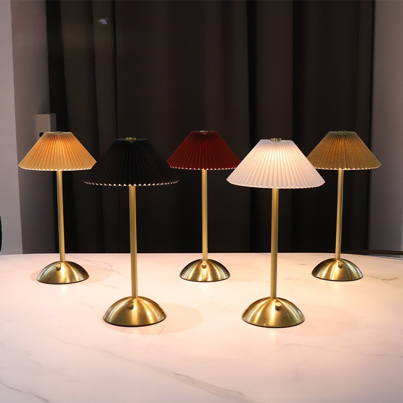 Pleated umbrella-shaped atmosphere small table lamp touch switch small table lamp creative table lamp three color thermostatic dimming details Picture