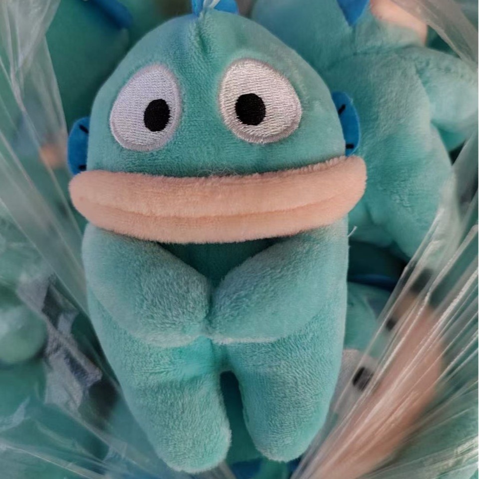 Social Fear Clownfish Plush Doll Toy Doll Creative Personality Funny Cute Sitting Mermaid Gift Pendant Application Scenario