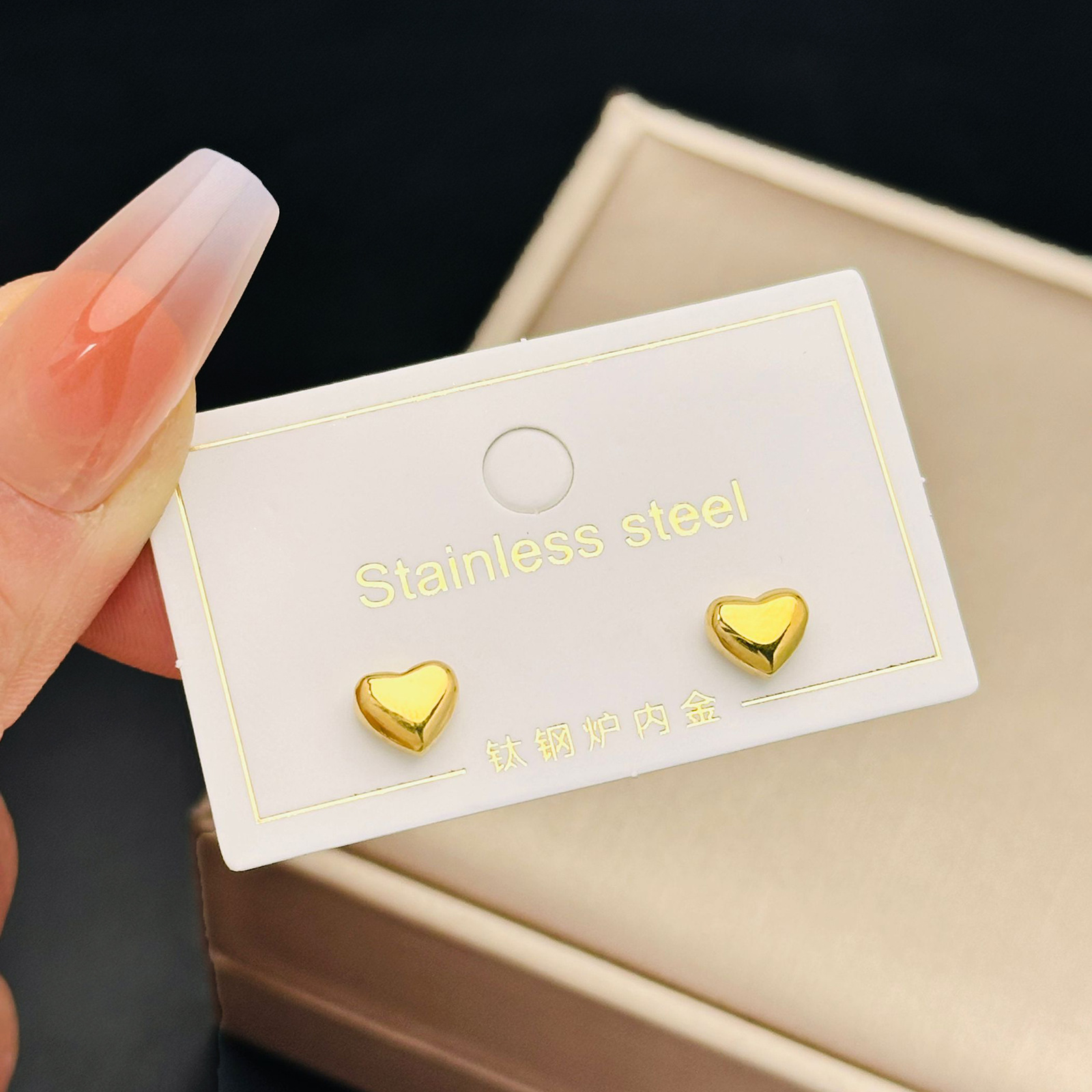 小巧爱心项链女锁骨链2023年新款夏学生短款轻奢简约钛钢饰品详情6