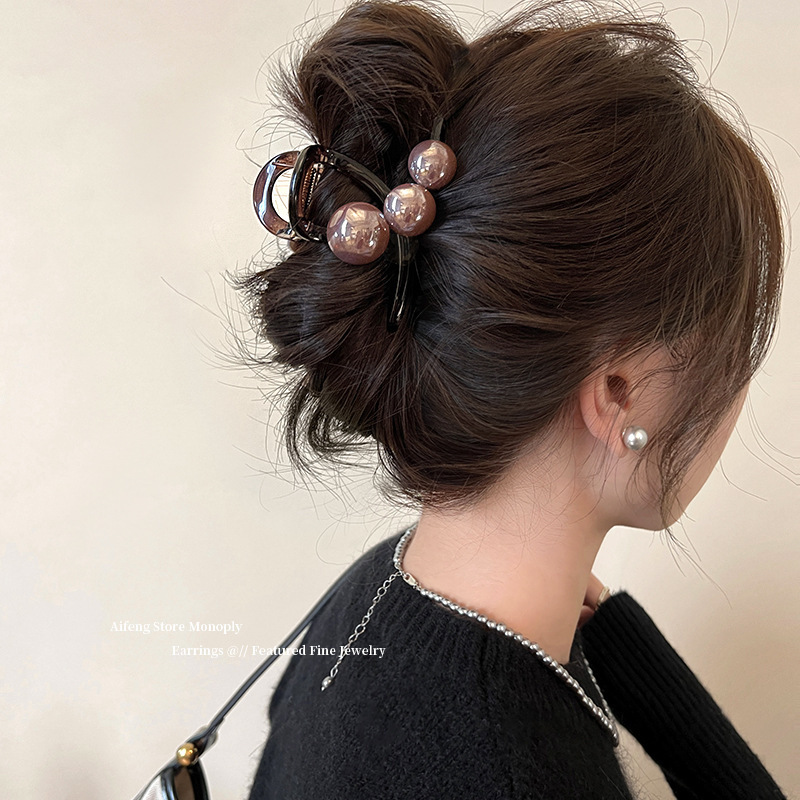 New cross-border style, high-end style, large female hair clip, back of the head, updo, shark clip, pearl accessory details Picture