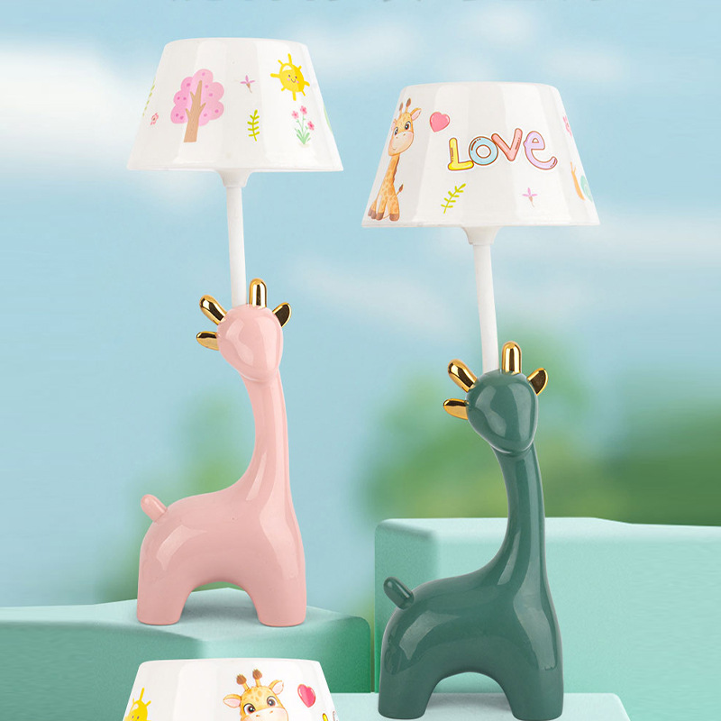 Giraffe Small Table Lamp Second Brightness Hose Adjustable Angle Charging And Plugging Dual Purpose Children's Room Eye Protection Led Learning Light