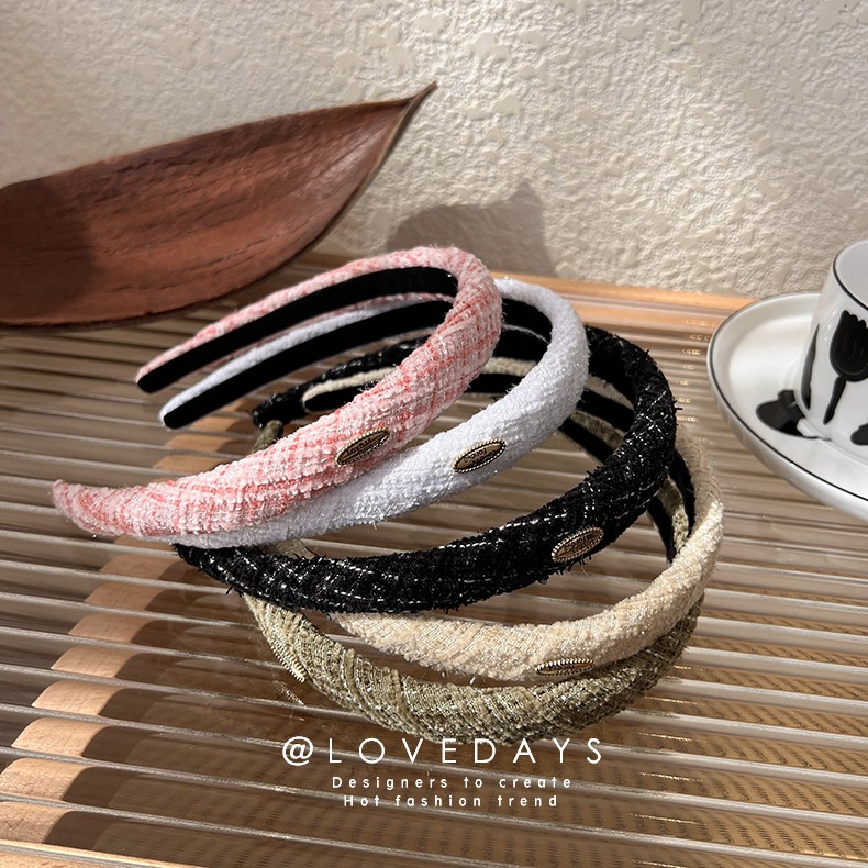 French retro tweed facial hair clip and headband, a new trendy hair accessory for women in 2023, with a strong sense of design Specification image