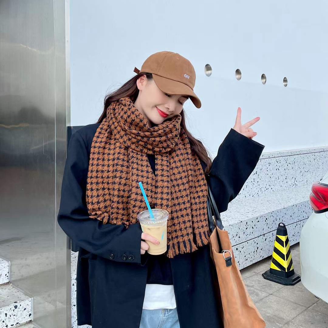 Maillard thickened 2023 autumn/Winter new retro shawl, faux cashmere warm tassel scarf for women Specification image