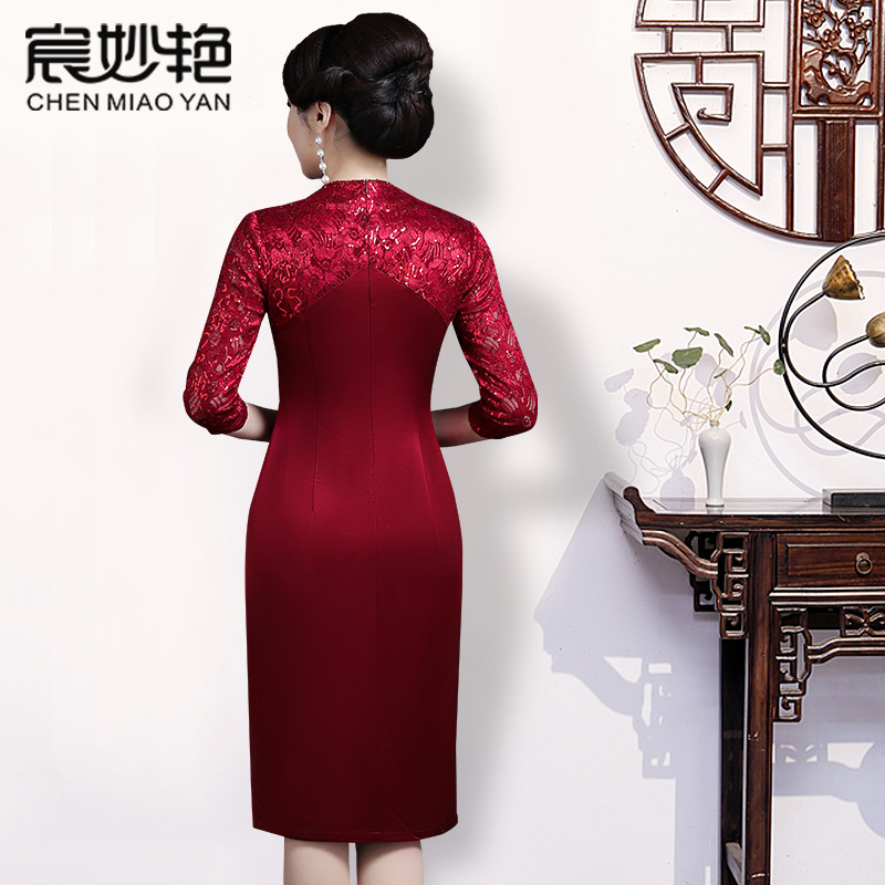 Wedding mother's dress for summer youth, wedding dress for grandma, red long modified cheongsam dress for adult women Specification image