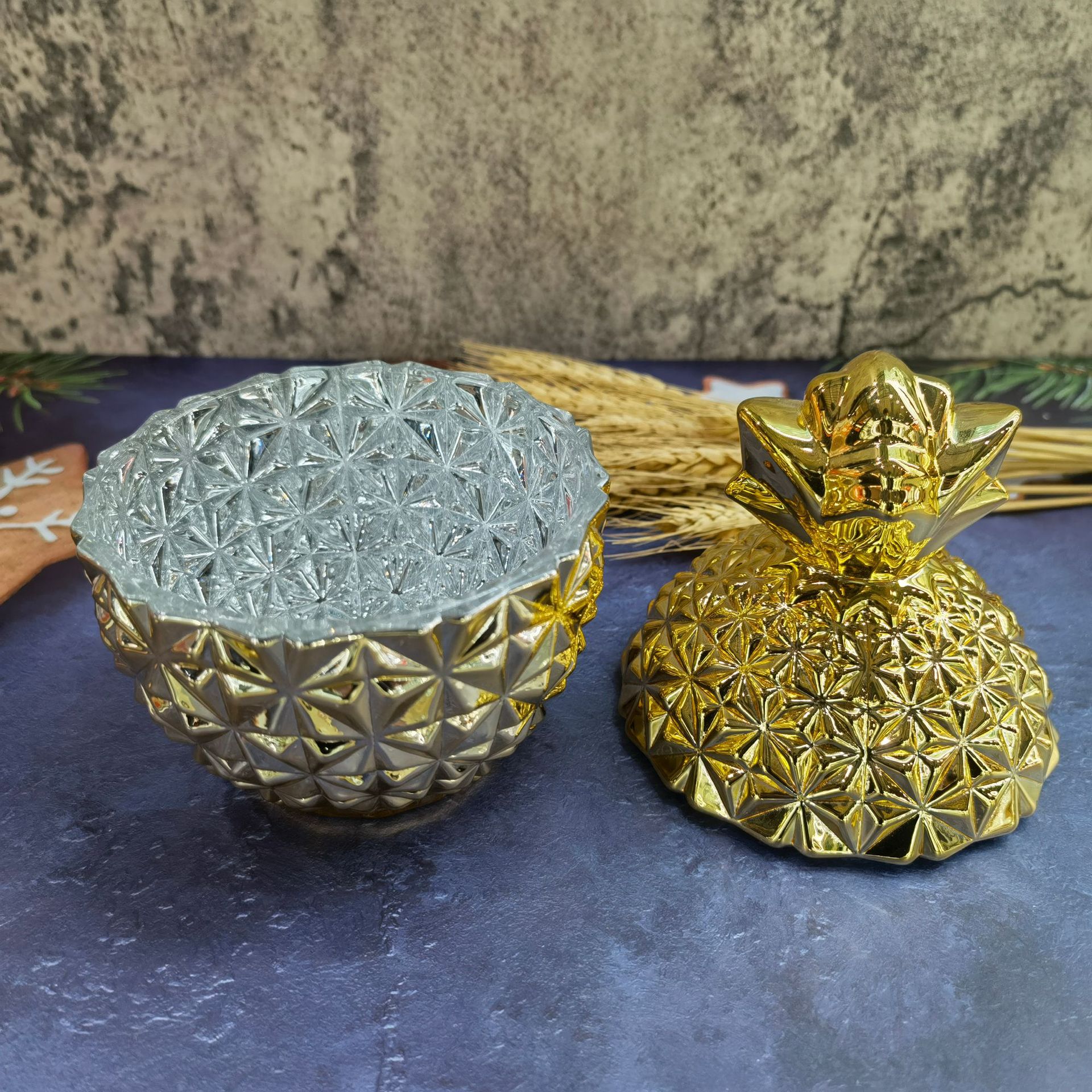 Nordic Light Luxury Creative Glass Jar Relief Pineapple Sugar Jar Electroplated Pineapple Storage Box Ashtray Home Decoration Specification drawing