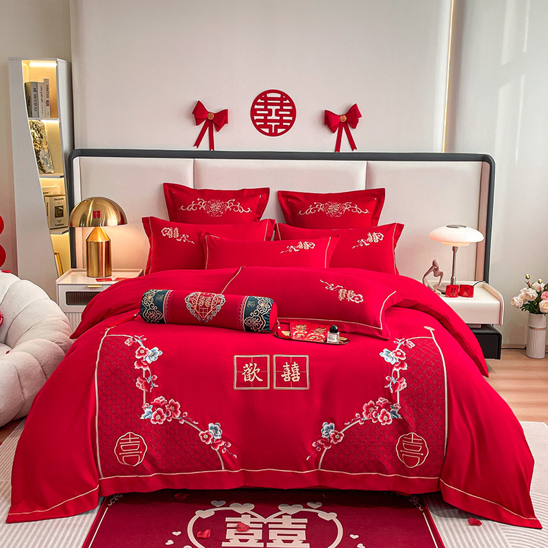 Skin-friendly washed cotton thickened brushed wedding embroidery four-piece set, big red wedding quilt cover style four-piece set, bed hat set details Picture