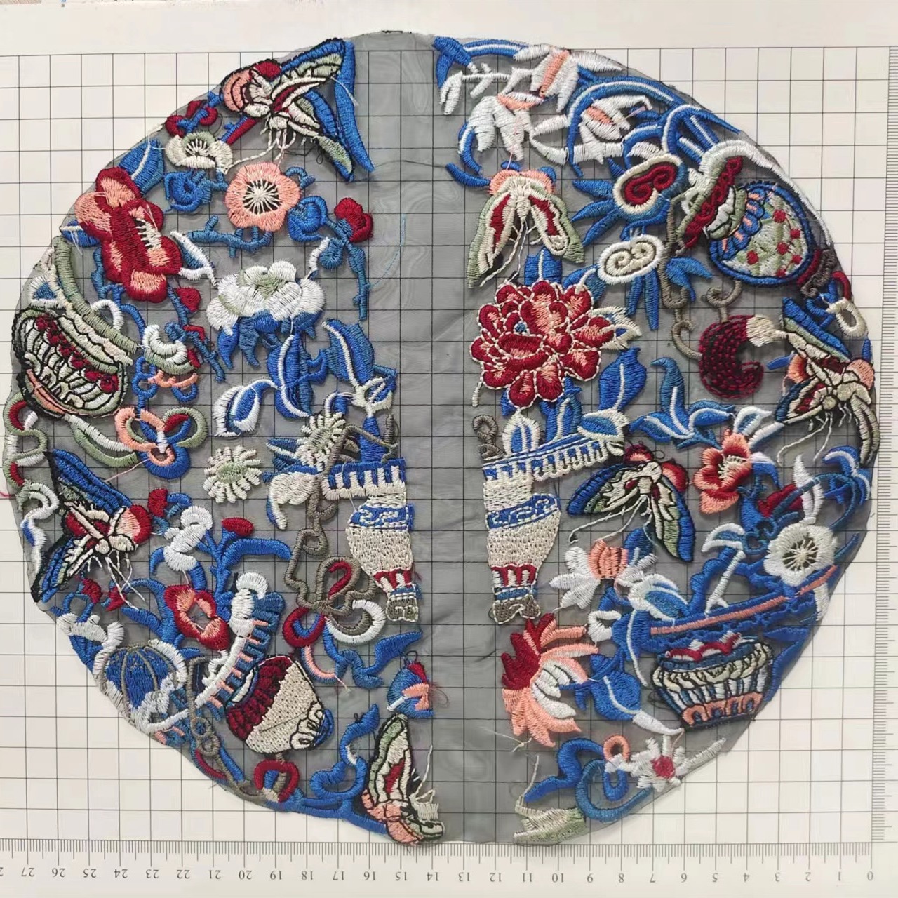 Gallo Wholesale Flat Embroidery Ancient Style National Style Blue Tune Round Flower Round Dragon Clothing Accessories Factory Direct Sales Diy21 details Picture