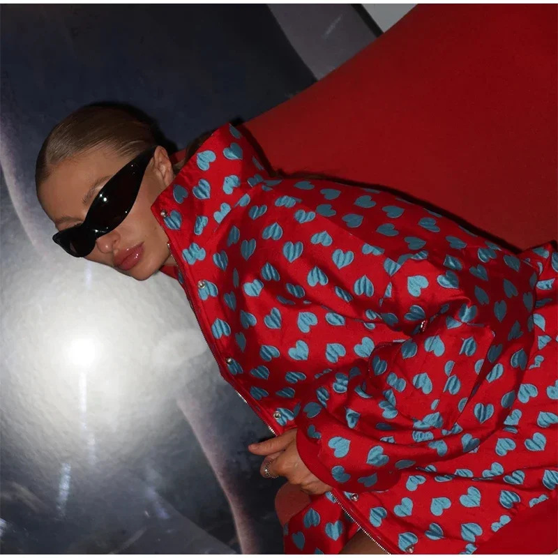 European and American cross-border 2024 Autumn Women's Fashion Casual Set, heart-shaped polka dot printed set, jacket, short skirt Application Scenario