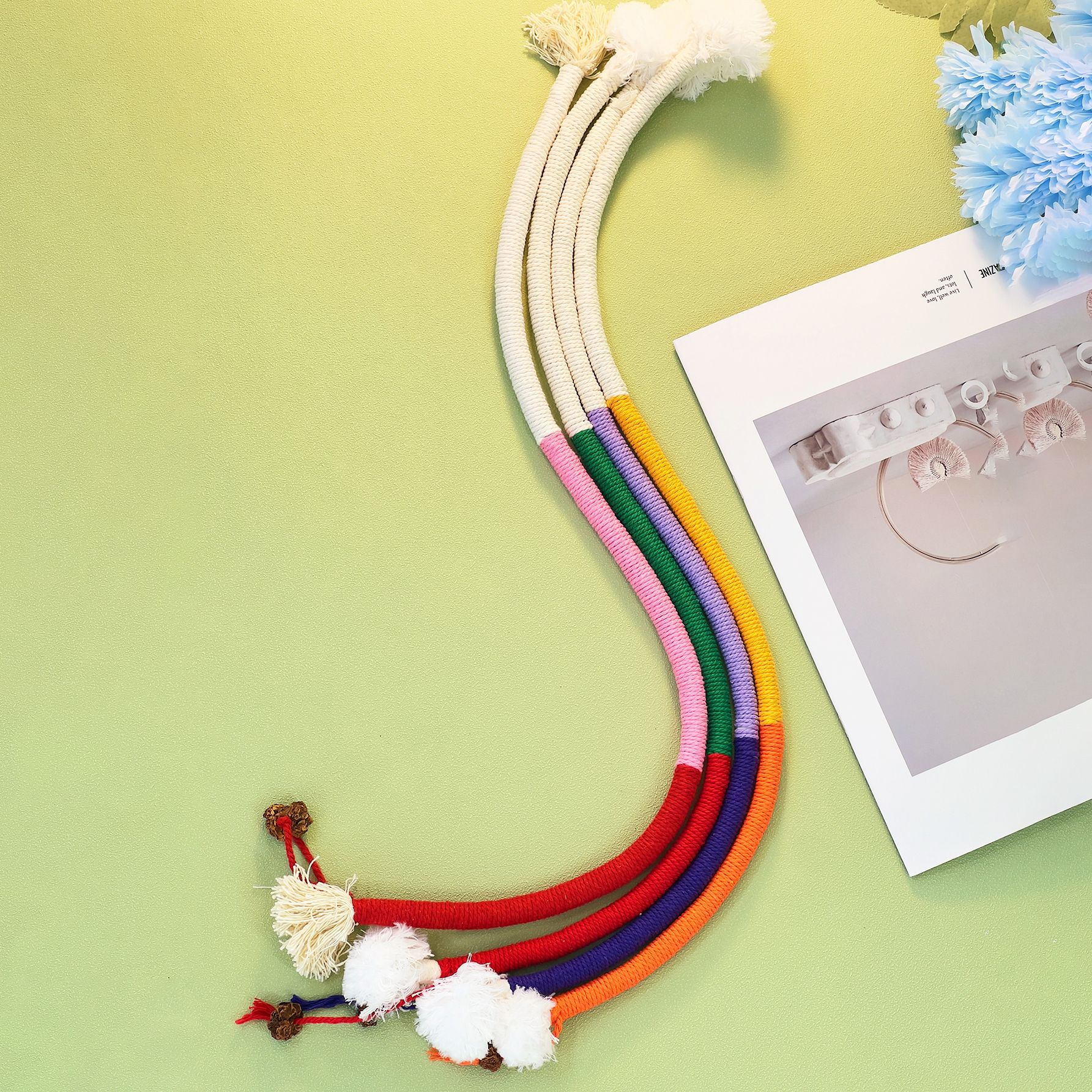 Gnawing Cat Rope Toy Self-Exhilarating Gall Nut Gnawing Rope Toy Grinding Tooth Chew Chew Toy Application Scenario