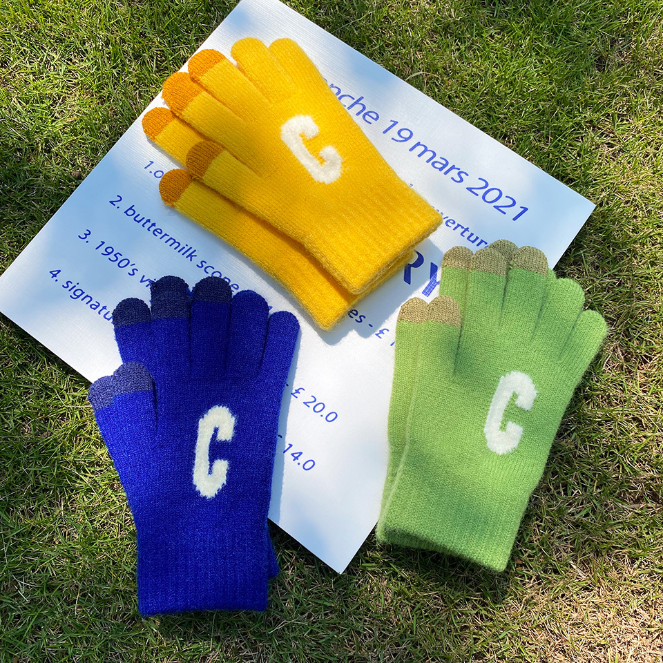 Korean-style cute girl warm gloves for winter ins, a versatile faux cashmere candy-colored knitted cycling touch screen, full finger c Specification image