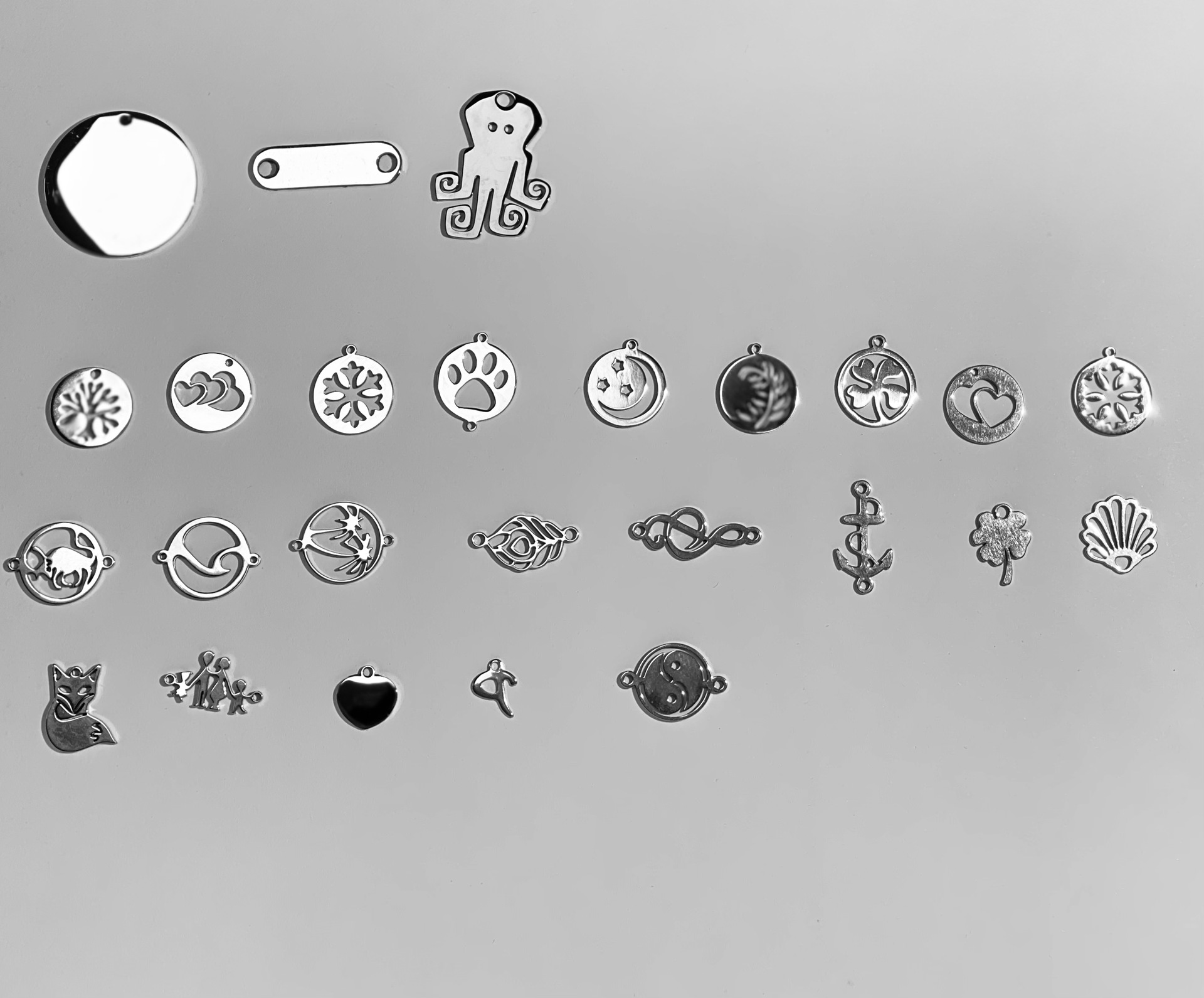 厂家直销/可DIY饰品/1包随机20产品图